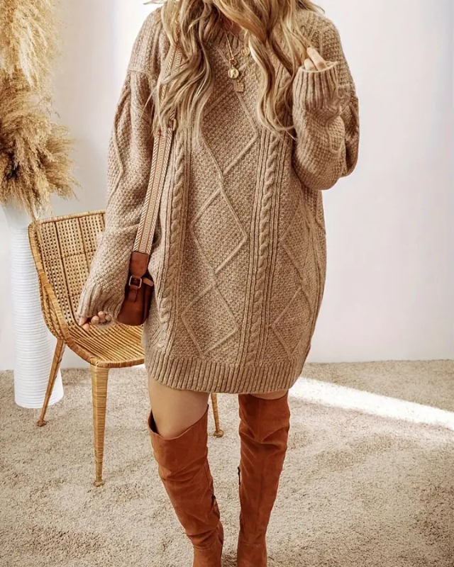 SYLVIA™ | Robe-pull courte en maille torsadée