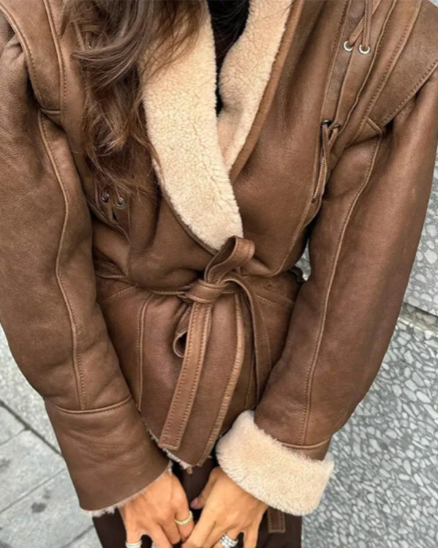 ALICE™ | Veste en peluche élégante à ourlet irrégulier